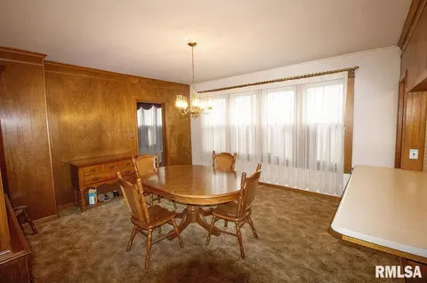 720 E 3rd St, Centralia, IL 62801 photo 10