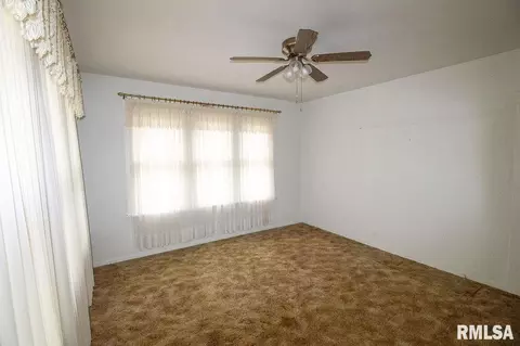 720 E 3rd St, Centralia, IL 62801 photo 19