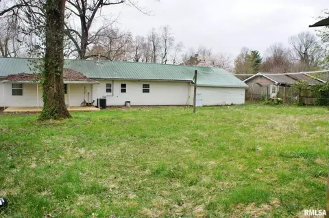 300 Baker Dr, Metropolis, IL 62960 photo 5