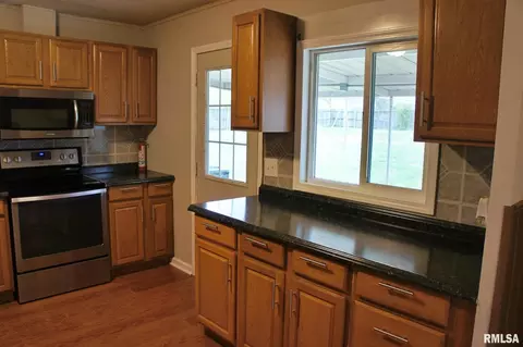 300 Baker Dr, Metropolis, IL 62960 photo 11
