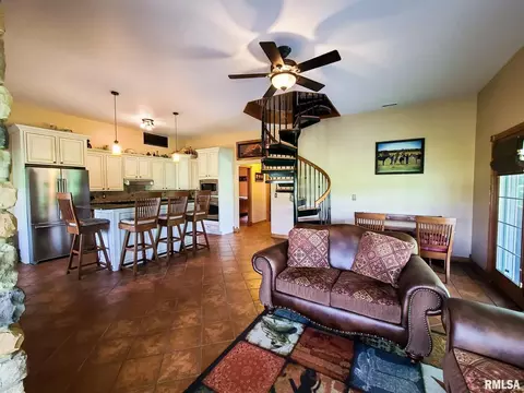 973 Buchanan Rd, Iuka, IL 62849 photo 18
