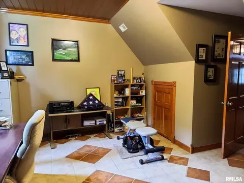 973 Buchanan Rd, Iuka, IL 62849 photo 24