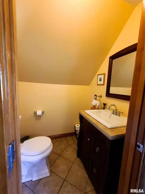 973 Buchanan Rd, Iuka, IL 62849 photo 22