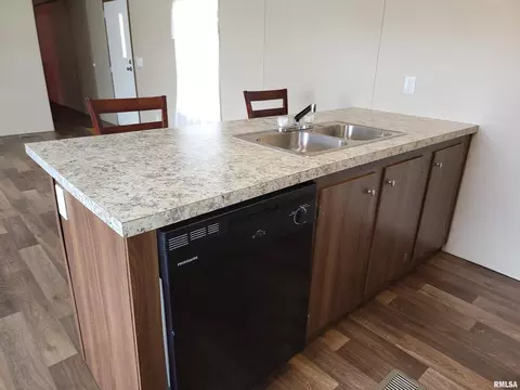 102 Doc Rd, Eldorado, IL 62930 photo 17