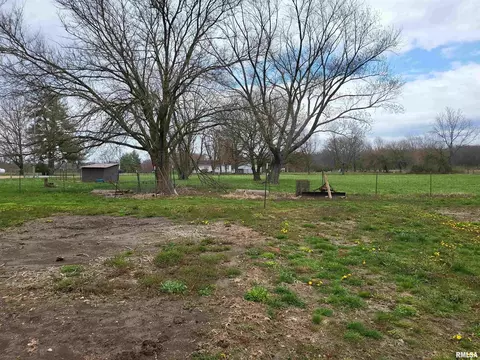 102 Doc Rd, Eldorado, IL 62930 photo 10