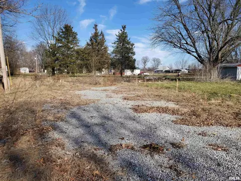 116 Logan St, Springerton, IL 62887 photo 2