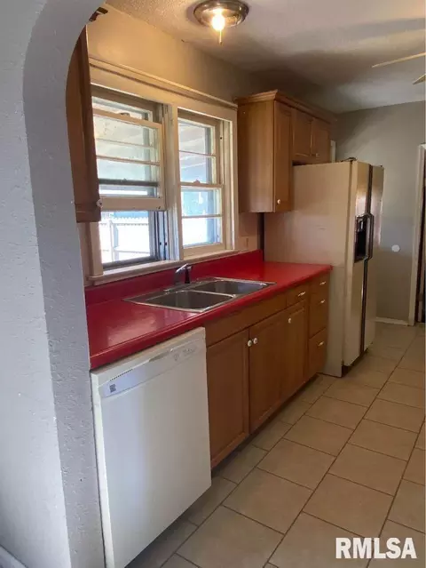 812 E 5th St, Metropolis, IL 62960 photo 6