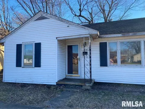 812 E 5th St, Metropolis, IL 62960 photo 2