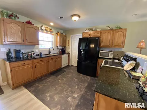 1603 Jacob Dr, Marion, IL 62959 photo 11