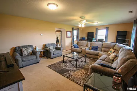 1501 County Road 700 E, Carmi, IL 62821 photo 7