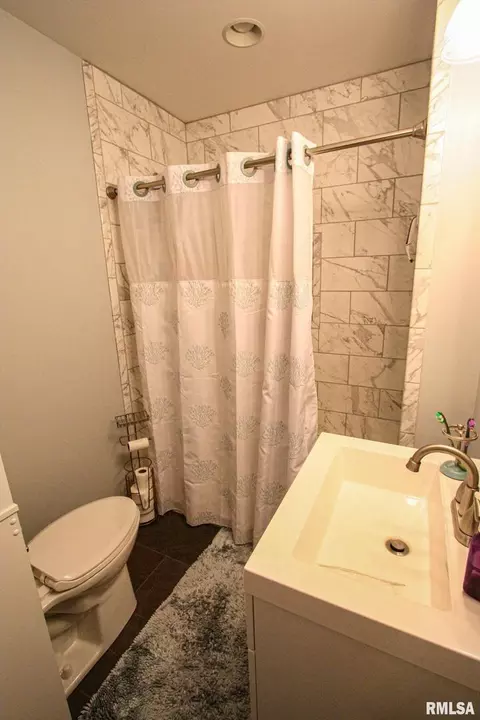 1501 County Road 700 E, Carmi, IL 62821 photo 3