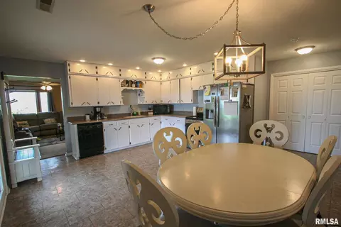 1501 County Road 700 E, Carmi, IL 62821 photo 13