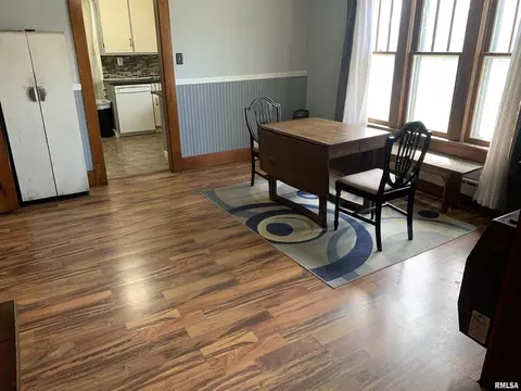 320 E 3rd St, Flora, IL 62839 photo 9