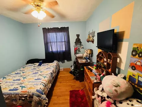 1020 Dover St, Centralia, IL 62801 photo 24
