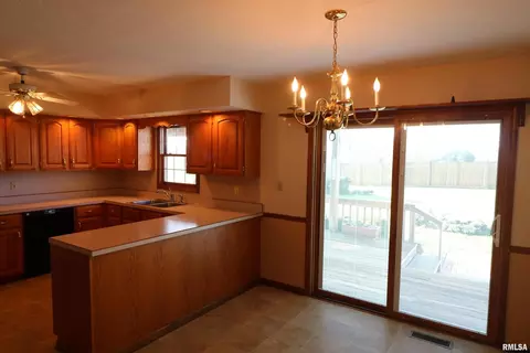 1713 Quail Run, Marion, IL 62959 photo 21