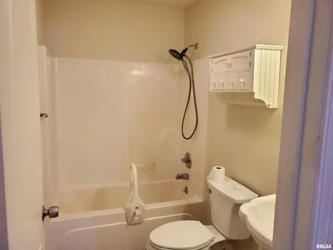 1410 Persimmon Dr, Marion, IL 62959 photo 26