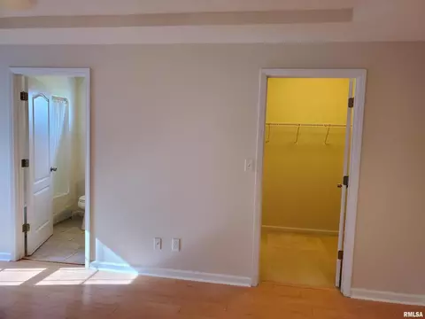 1410 Persimmon Dr, Marion, IL 62959 photo 17