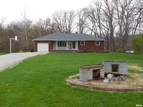 2671 Farthing Rd, Odin, IL 62870 photo 3
