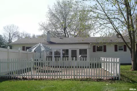 1221 E Poplar St, Herrin, IL 62948 photo 19