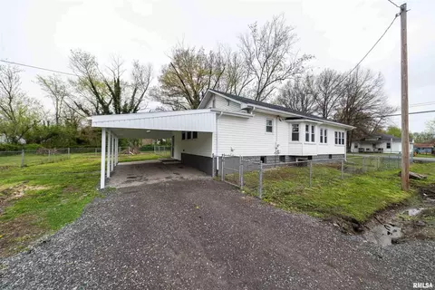 1420 E Main St, Benton, IL 62812 photo 26