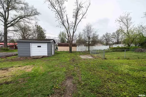 1420 E Main St, Benton, IL 62812 photo 21
