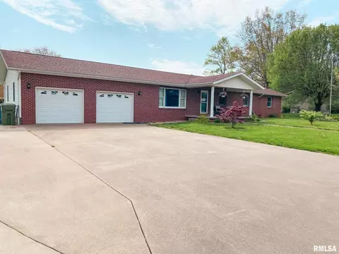 108 Stork St, Anna, IL 62906 photo 3