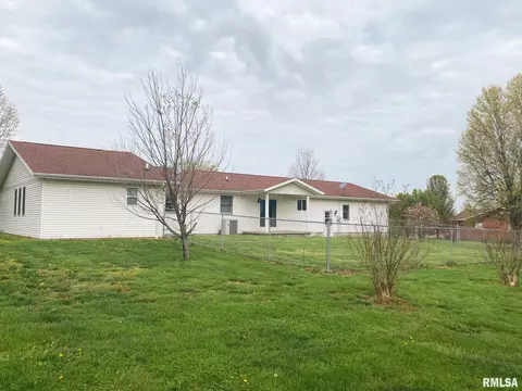 108 Stork St, Anna, IL 62906 photo 6
