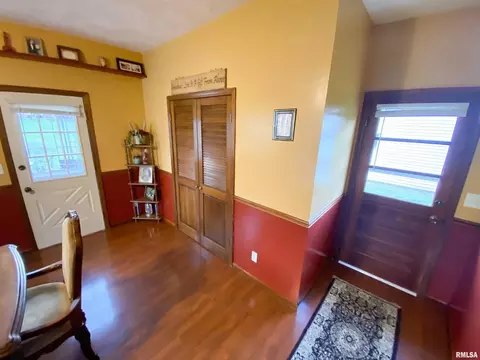 400 Hickory St, Flora, IL 62839 photo 25