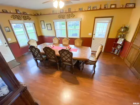 400 Hickory St, Flora, IL 62839 photo 22