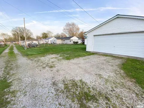 400 Hickory St, Flora, IL 62839 photo 44