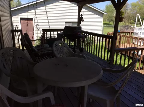 102 N Garrison St, Christopher, IL 62822 photo 30