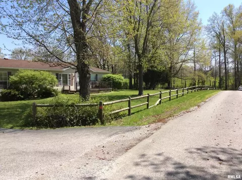 102 N Garrison St, Christopher, IL 62822 photo 45