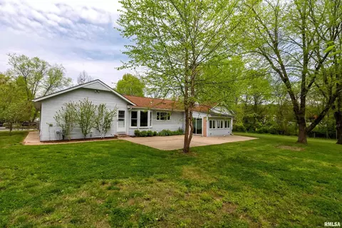 1608 White Pine Ln, Herrin, IL 62948 photo 30