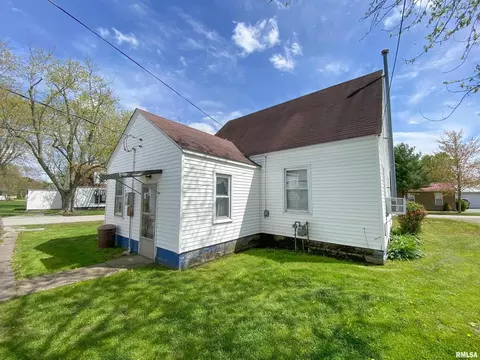 235 Park Ave, Flora, IL 62839 photo 7