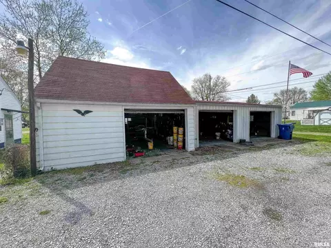 235 Park Ave, Flora, IL 62839 photo 42