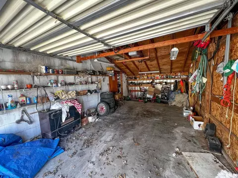 235 Park Ave, Flora, IL 62839 photo 50