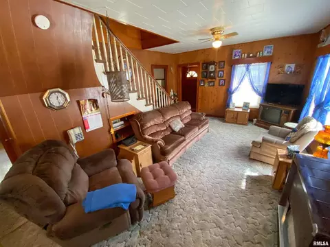 235 Park Ave, Flora, IL 62839 photo 15