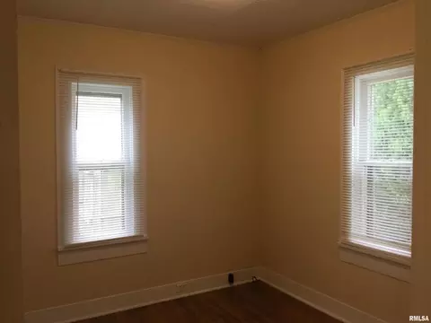 307 Forest St, Anna, IL 62906 photo 13