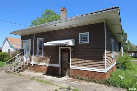 603 S Emma St, Christopher, IL 62822 photo 5