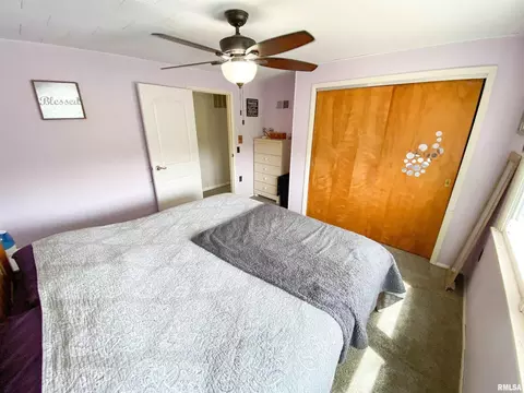 601 W 7th St, Flora, IL 62839 photo 39