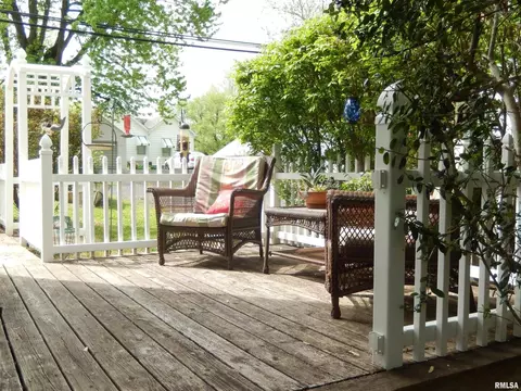 504 S Main St, Anna, IL 62906 photo 6