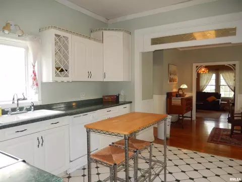 504 S Main St, Anna, IL 62906 photo 23