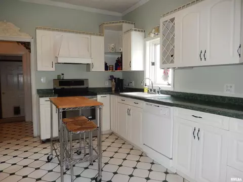 504 S Main St, Anna, IL 62906 photo 21