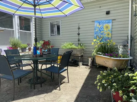 504 S Main St, Anna, IL 62906 photo 5