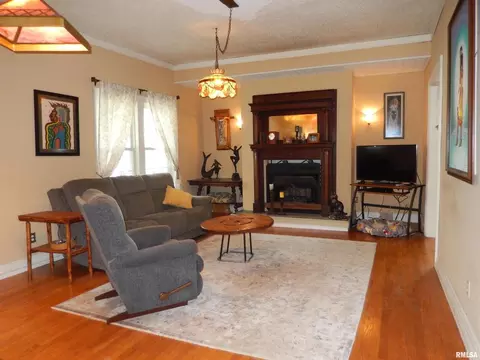 504 S Main St, Anna, IL 62906 photo 12