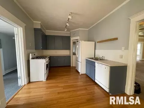 200 S 9th St, Herrin, IL 62948 photo 10