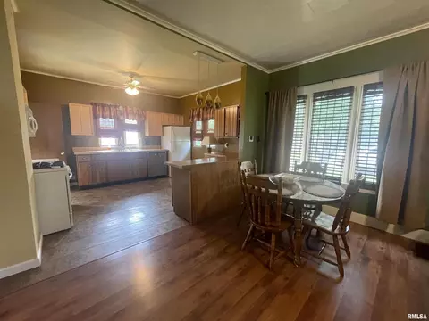 431 S Future St, Marion, IL 62959 photo 7