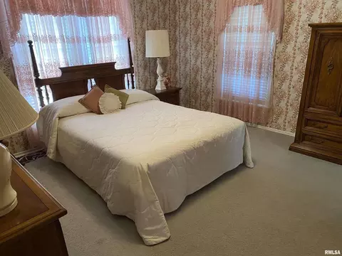 220 N Cherry St, Centralia, IL 62801 photo 11