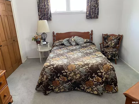 220 N Cherry St, Centralia, IL 62801 photo 13