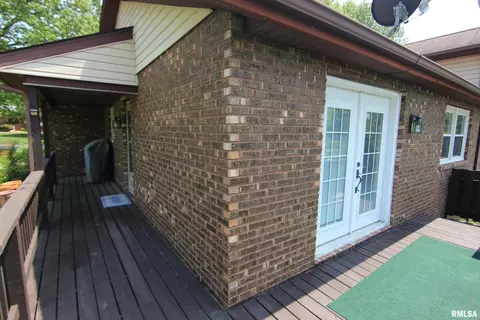 208 Evergreen Dr, Anna, IL 62906 photo 8